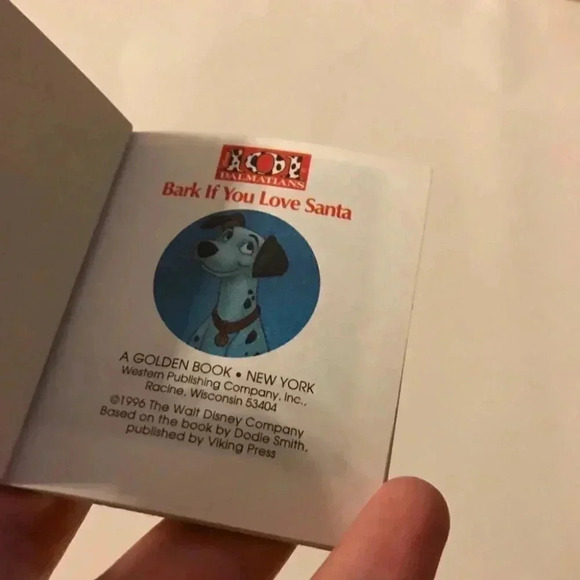 Mini Book 101 Dalmatians Bark If You Love Santa - Picture 5 of 7
